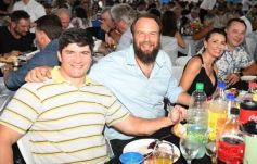 Foto de la galería: Cena show y agasajo: la familia del Pirá Pytá celebró sus 88 años