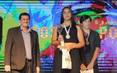 Foto de la galería: Fiesta del Deporte Misionero 2024: reconocimientos y emoción pusieron broche a un año de éxitos
