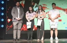 Foto de la galería: Fiesta del Deporte Misionero 2024: reconocimientos y emoción pusieron broche a un año de éxitos