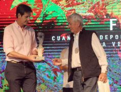 Foto de la galería: Fiesta del Deporte Misionero 2024: reconocimientos y emoción pusieron broche a un año de éxitos