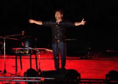 Foto de la galería: Festival del Litoral: lo que se vivió en la primera noche en un Anfiteatro colmado de encuentro, música y tradición