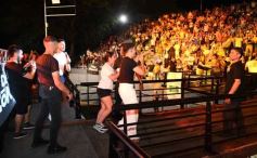 Foto de la galería: Festival del Litoral: lo que se vivió en la primera noche en un Anfiteatro colmado de encuentro, música y tradición