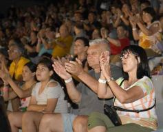 Foto de la galería: Festival del Litoral: lo que se vivió en la primera noche en un Anfiteatro colmado de encuentro, música y tradición