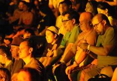 Foto de la galería: Festival del Litoral: lo que se vivió en la primera noche en un Anfiteatro colmado de encuentro, música y tradición