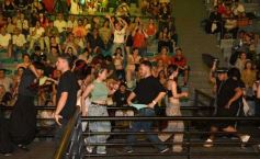 Foto de la galería: Festival del Litoral: lo que se vivió en la primera noche en un Anfiteatro colmado de encuentro, música y tradición