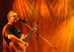 Foto de la galería: Festival del Litoral: lo que se vivió en la primera noche en un Anfiteatro colmado de encuentro, música y tradición