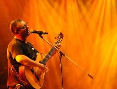 Foto de la galería: Festival del Litoral: lo que se vivió en la primera noche en un Anfiteatro colmado de encuentro, música y tradición