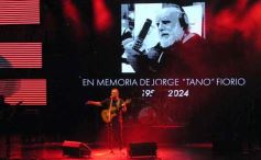 Foto de la galería: Festival del Litoral: lo que se vivió en la primera noche en un Anfiteatro colmado de encuentro, música y tradición