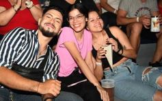 Foto de la galería: Festival del Litoral: lo que se vivió en la primera noche en un Anfiteatro colmado de encuentro, música y tradición