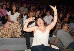Foto de la galería: Festival del Litoral: lo que se vivió en la primera noche en un Anfiteatro colmado de encuentro, música y tradición
