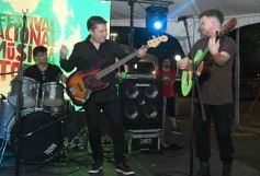 Foto de la galería: Festival del Litoral: lo que se vivió en la primera noche en un Anfiteatro colmado de encuentro, música y tradición