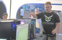 Foto de la galería: Tecnología, animación y show coparon la gran convocatoria en el Makerland 2024