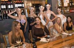 Foto de la galería: El diseñador Fabio Toñánez presentó su colección con seda misionera en Posadas