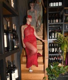 Foto de la galería: El diseñador Fabio Toñánez presentó su colección con seda misionera en Posadas