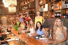 Foto de la galería: El diseñador Fabio Toñánez presentó su colección con seda misionera en Posadas