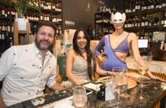 Foto de la galería: El diseñador Fabio Toñánez presentó su colección con seda misionera en Posadas