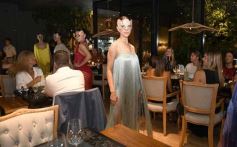 Foto de la galería: El diseñador Fabio Toñánez presentó su colección con seda misionera en Posadas