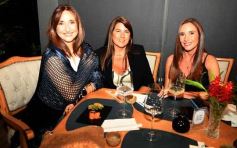 Foto de la galería: El diseñador Fabio Toñánez presentó su colección con seda misionera en Posadas