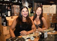 Foto de la galería: El diseñador Fabio Toñánez presentó su colección con seda misionera en Posadas