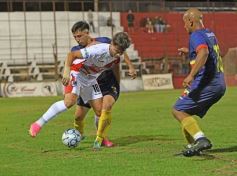 Foto de la galería: Regional Amateur: La Franja pasó a cuartos y habrá clásico posadeño 