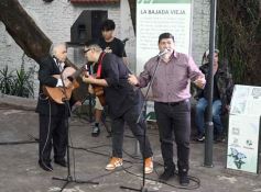 Foto de la galería: Al eterno Ramón Ayala: con música y vivo recuerdo, rindieron homenaje al último Mensú en la Bajada Vieja