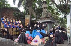 Foto de la galería: Al eterno Ramón Ayala: con música y vivo recuerdo, rindieron homenaje al último Mensú en la Bajada Vieja