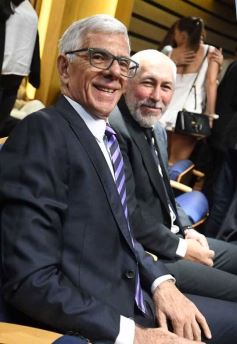 Foto de la galería: Sesión del 10 de diciembre: Herrera Ahuad reelecto al frente de la Legislatura para el 2025