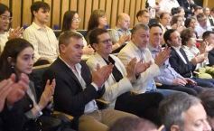 Foto de la galería: Sesión del 10 de diciembre: Herrera Ahuad reelecto al frente de la Legislatura para el 2025