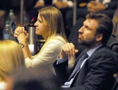 Foto de la galería: Sesión del 10 de diciembre: Herrera Ahuad reelecto al frente de la Legislatura para el 2025