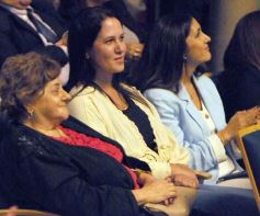 Foto de la galería: Sesión del 10 de diciembre: Herrera Ahuad reelecto al frente de la Legislatura para el 2025