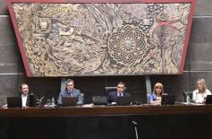 Foto de la galería: Sesión del 10 de diciembre: Herrera Ahuad reelecto al frente de la Legislatura para el 2025