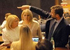 Foto de la galería: Sesión del 10 de diciembre: Herrera Ahuad reelecto al frente de la Legislatura para el 2025