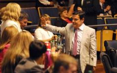 Foto de la galería: Sesión del 10 de diciembre: Herrera Ahuad reelecto al frente de la Legislatura para el 2025