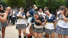 Foto de la galería: Con la alegría y recuerdos que quedan: broche a una etapa de oro para los del 5to del Santa María