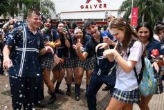 Foto de la galería: Con la alegría y recuerdos que quedan: broche a una etapa de oro para los del 5to del Santa María