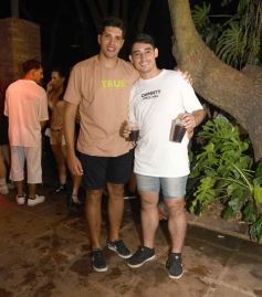 Foto de la galería: Año Nuevo en Posadas: entre fiestas, baile y jóvenes que colmaron la bienvenida al 2025 