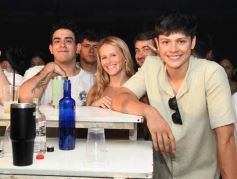 Foto de la galería: Año Nuevo en Posadas: entre fiestas, baile y jóvenes que colmaron la bienvenida al 2025 