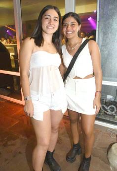 Foto de la galería: Año Nuevo en Posadas: entre fiestas, baile y jóvenes que colmaron la bienvenida al 2025 