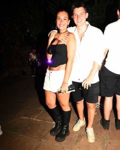 Foto de la galería: Año Nuevo en Posadas: entre fiestas, baile y jóvenes que colmaron la bienvenida al 2025 