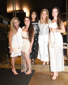 Foto de la galería: Año Nuevo en Posadas: entre fiestas, baile y jóvenes que colmaron la bienvenida al 2025 