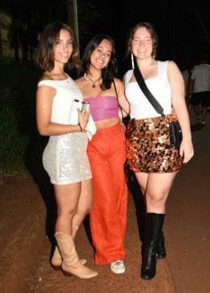 Foto de la galería: Año Nuevo en Posadas: entre fiestas, baile y jóvenes que colmaron la bienvenida al 2025 