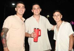 Foto de la galería: Año Nuevo en Posadas: entre fiestas, baile y jóvenes que colmaron la bienvenida al 2025 