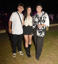 Foto de la galería: Año Nuevo en Posadas: entre fiestas, baile y jóvenes que colmaron la bienvenida al 2025 