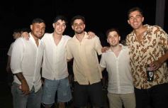 Foto de la galería: Año Nuevo en Posadas: entre fiestas, baile y jóvenes que colmaron la bienvenida al 2025 