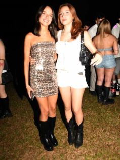 Foto de la galería: Año Nuevo en Posadas: entre fiestas, baile y jóvenes que colmaron la bienvenida al 2025 