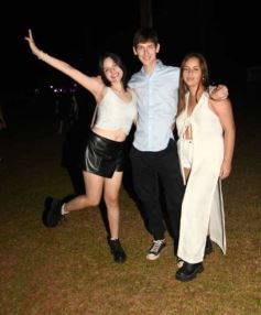 Foto de la galería: Año Nuevo en Posadas: entre fiestas, baile y jóvenes que colmaron la bienvenida al 2025 