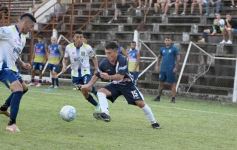 Foto de la galería: Regional Amateur: Mitre sacó ventaja en el clásico y va por el pase en Rocamora