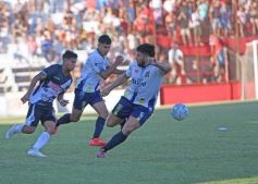 Foto de la galería: Regional Amateur: Mitre sacó ventaja en el clásico y va por el pase en Rocamora