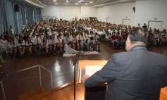 Foto de la galería: A la felicidad de los egresados de 5to de la Madre, el gran encuentro y emoción que se vivió en su despedida