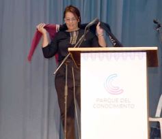 Foto de la galería: A la felicidad de los egresados de 5to de la Madre, el gran encuentro y emoción que se vivió en su despedida